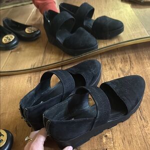 Eileen Fisher Black Slip-On Loafers with Elastic Strap